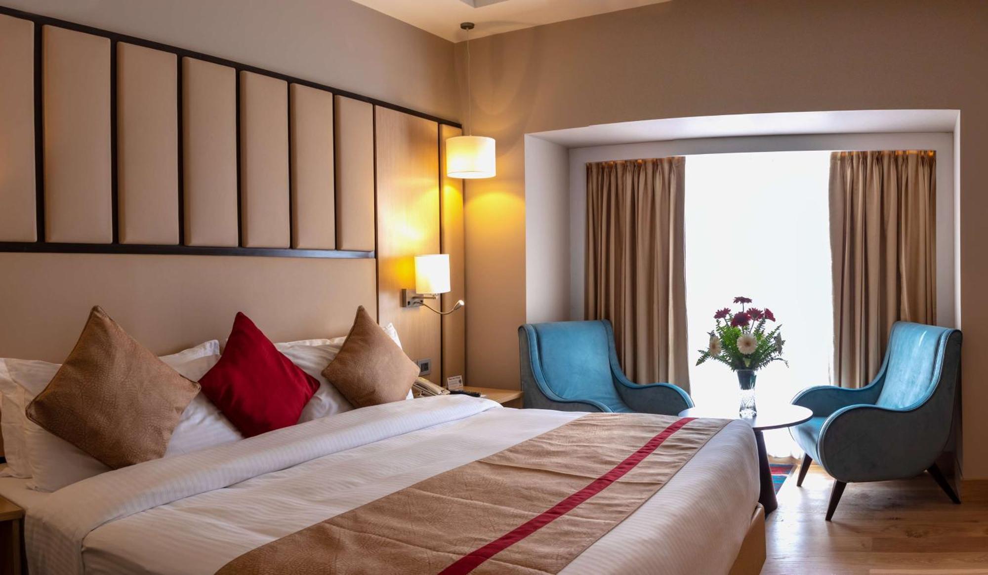 Junior Suite,1367713589:JPEG